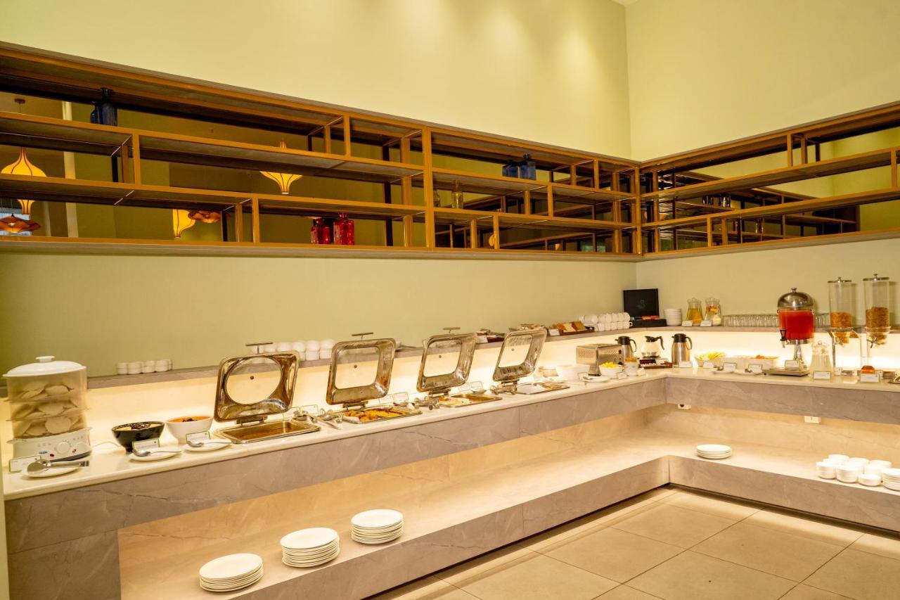 Tgi Ameya Grand Hotel Panaji Ngoại thất bức ảnh